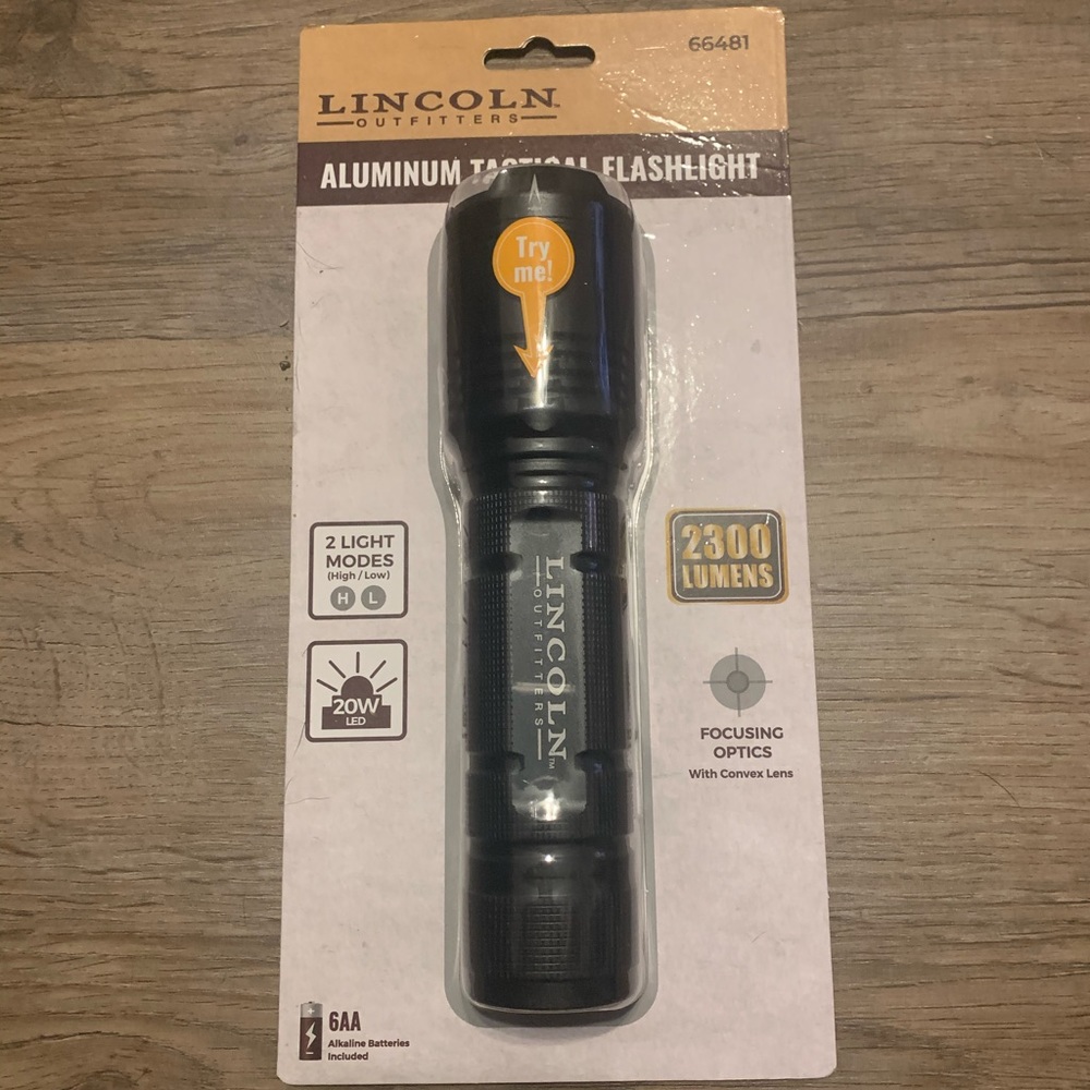 Lincoln Outfitters- Aluminum Tactical Flashlight